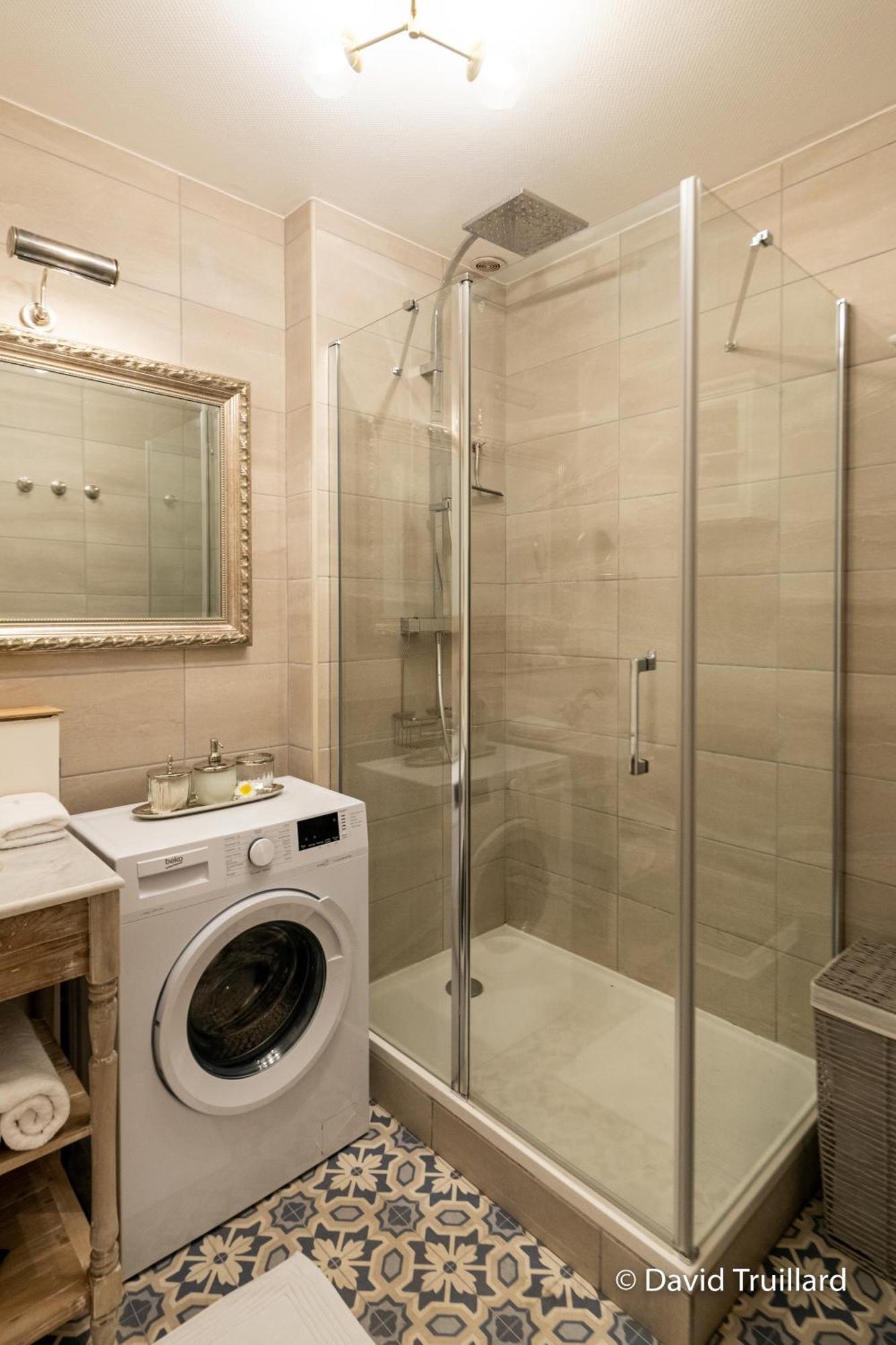 Suites Mana - Matahina Avec Vue Superbe Sur La Place Ducale Et Parking Prive Inclus ชาร์เลอวิลล์-เมซิแยร์ ภายนอก รูปภาพ